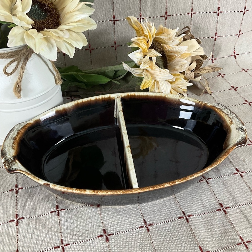 Vintage Pfaltzgraff Gourmet Brown Drip Oval Divided Vegetable Dish / Bowl